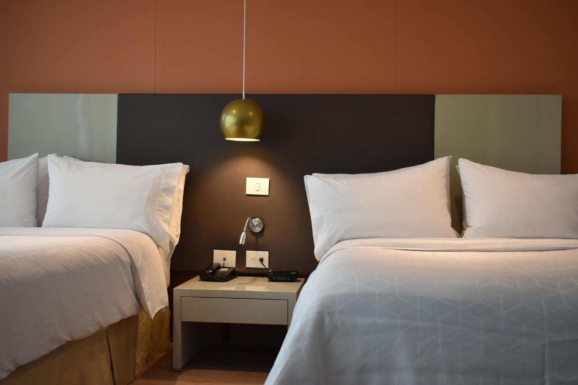 Express & By Ihg Hotel